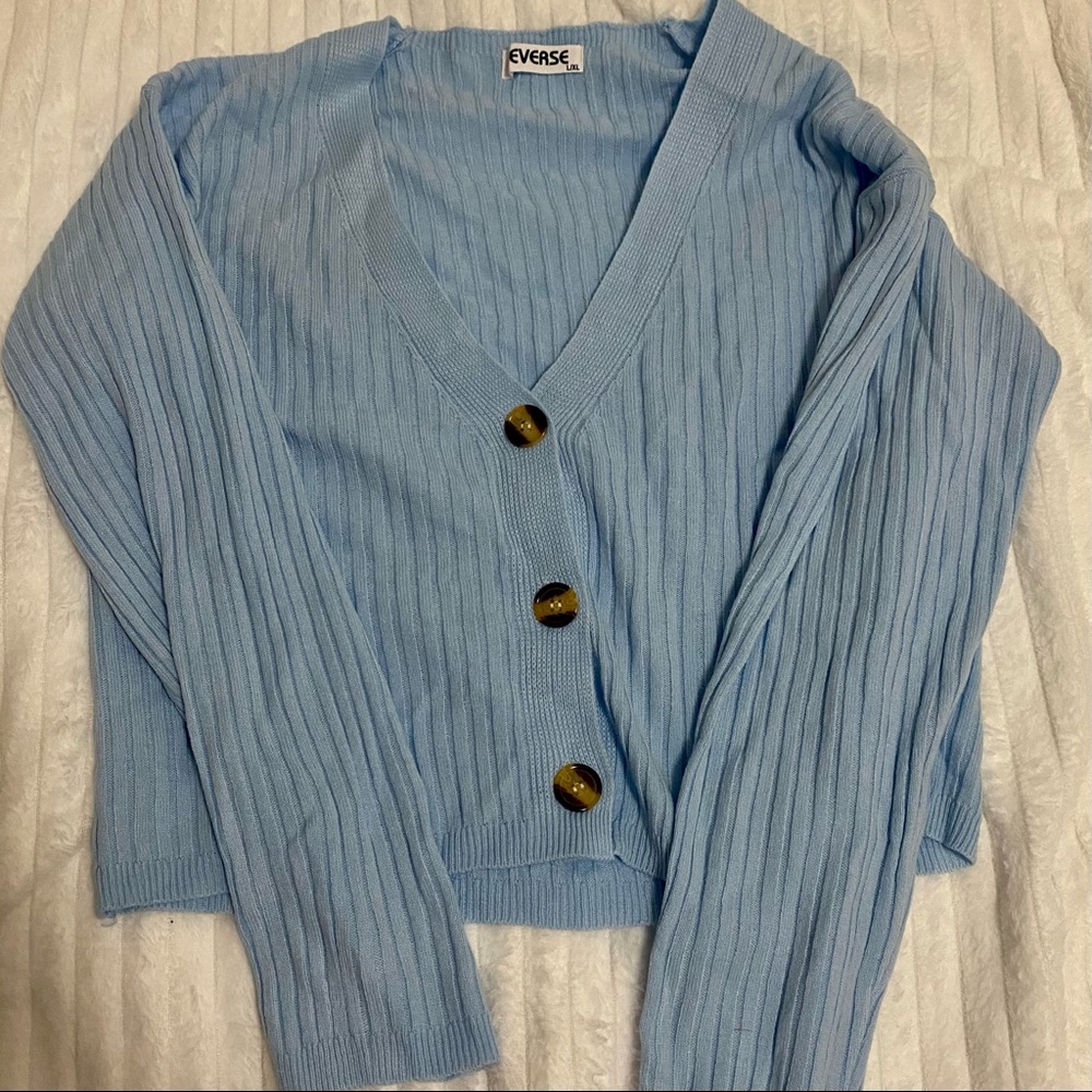 Baby blue Reverse cardigan
